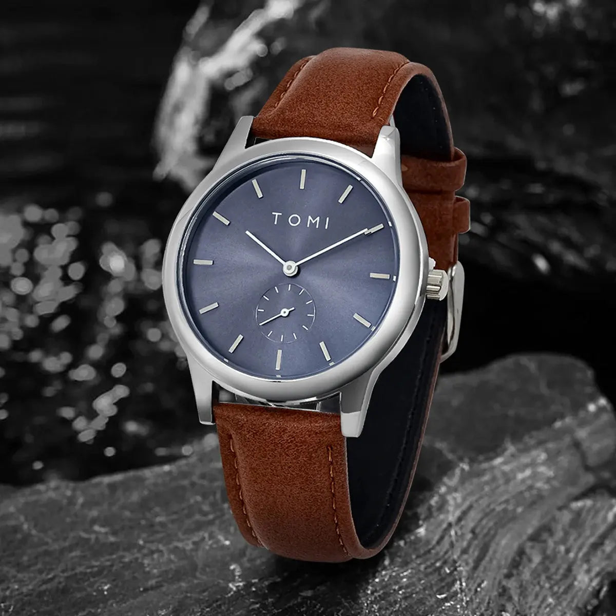 TOMI Fashion Men's Two Pin Half Belt Watch Casual and Minimalist Men's Quartz Watch